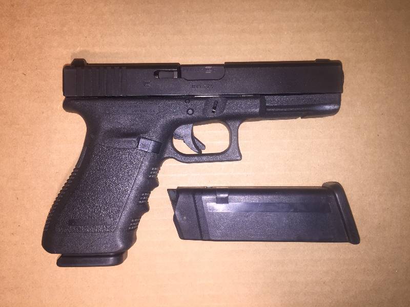lot 19 image: Glock 21 Gen 3 Semi-auto .45ACP