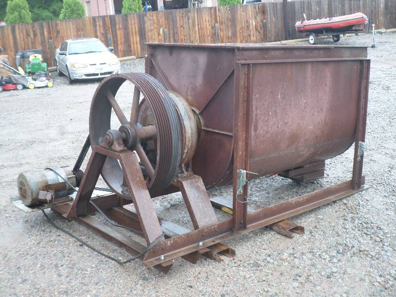 Industrial Electric Mixer Station, ...