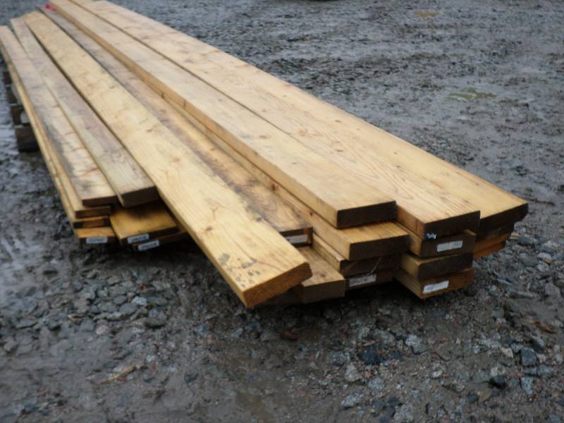Pallet Of Lumber (12) 2x6x16 Pl...