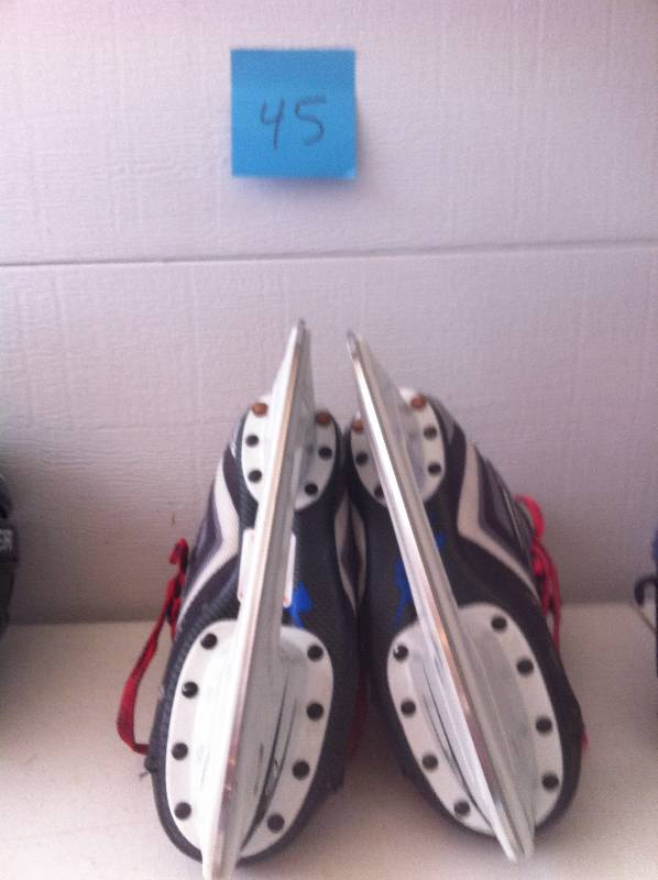 Miscellaneous Hockey Items as Shown