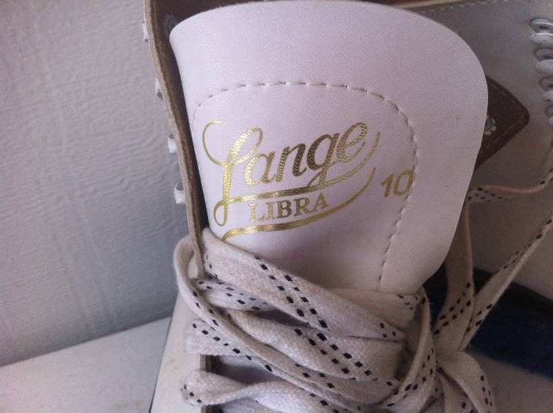 Figure Skates
