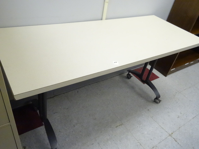 Table on Wheels