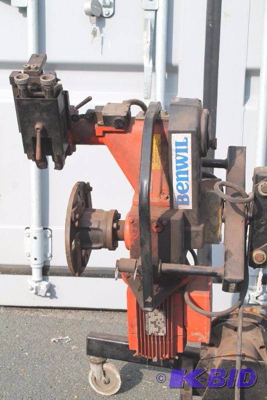 On Car Brake Lath