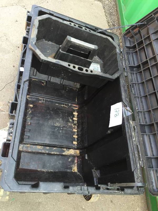 Husky 50 Gal 37  Job Site Box