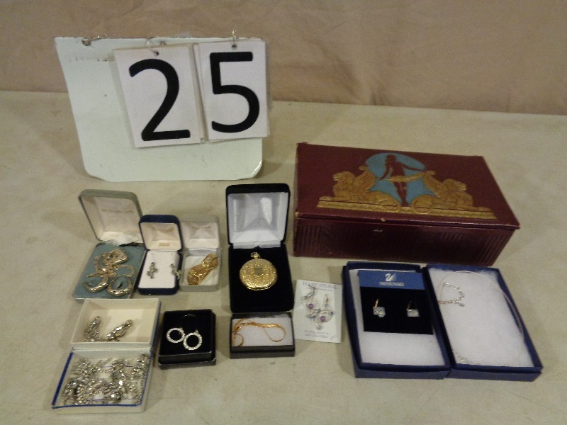 Lot of Assorted Jewelry