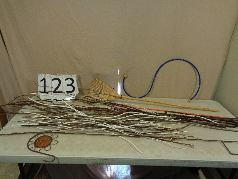 Decor, Driveway Marker, and Plant Hanger
