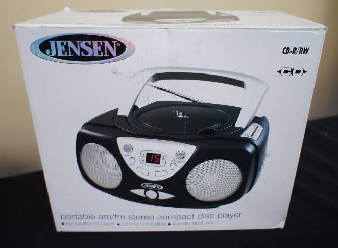 Jensen Portable Stereo Compact Disc Player