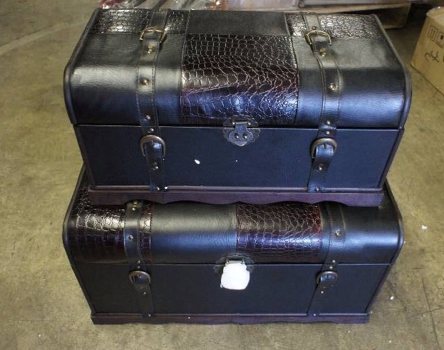 Decorative Trunk Set