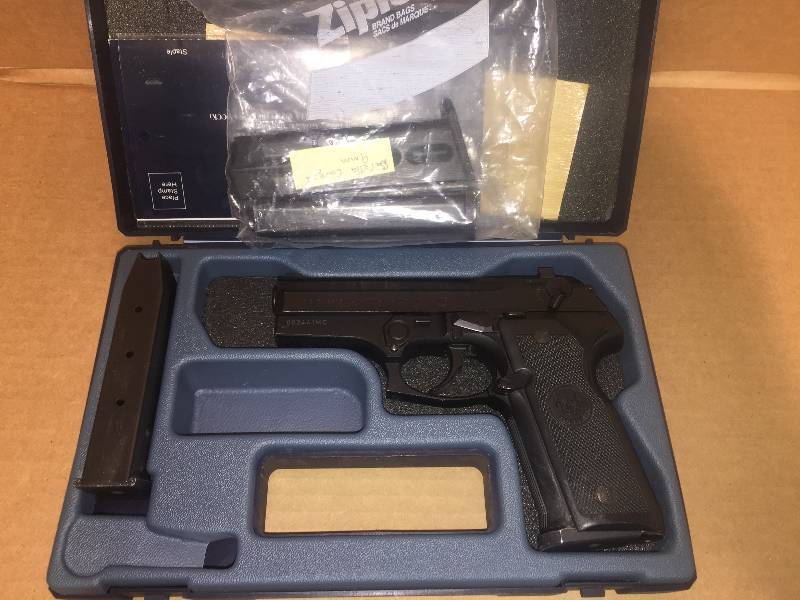 Beretta 8000 Cougar D Semi-auto 9mm Pistol