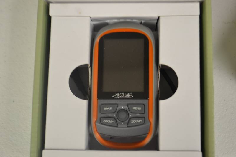 New Magellan eXplorist 310 Handheld Geocaching GPS