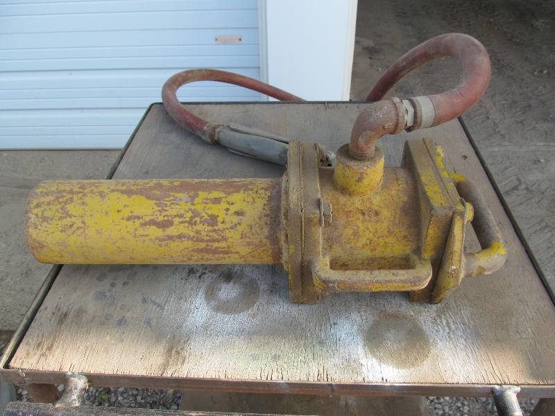 Pneumatic Post Driver
