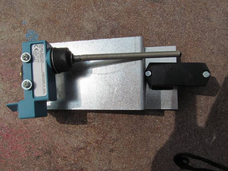 Micro End Switch