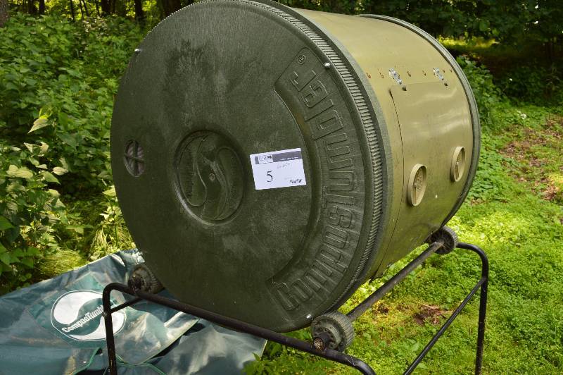 lot 5 image: Compost Tumbler wSifter Screen Empty New in 12-07 36 x 30.