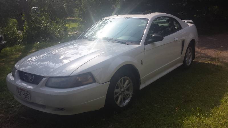 lot 2 image: 2003 Mustang Premium Two Door Coupe, 5 Speed Manual, Premium Sound System
