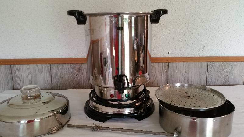 60 Cup Coffee Pot