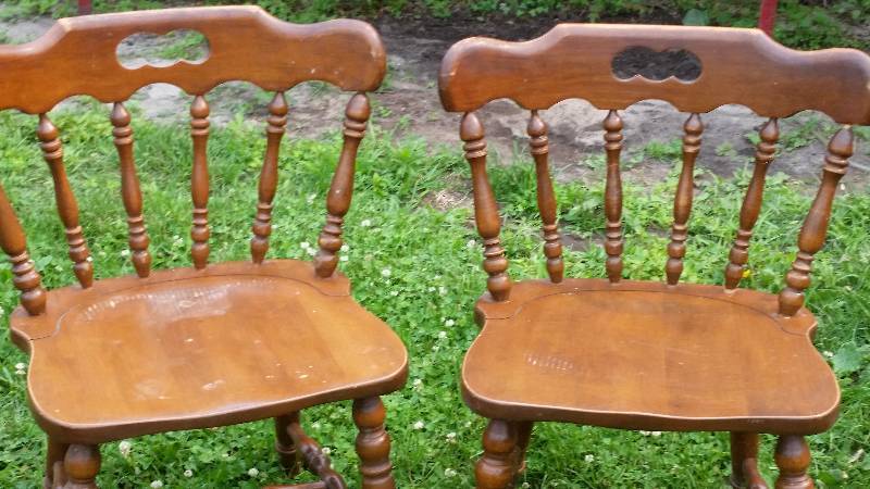 2 Chairs