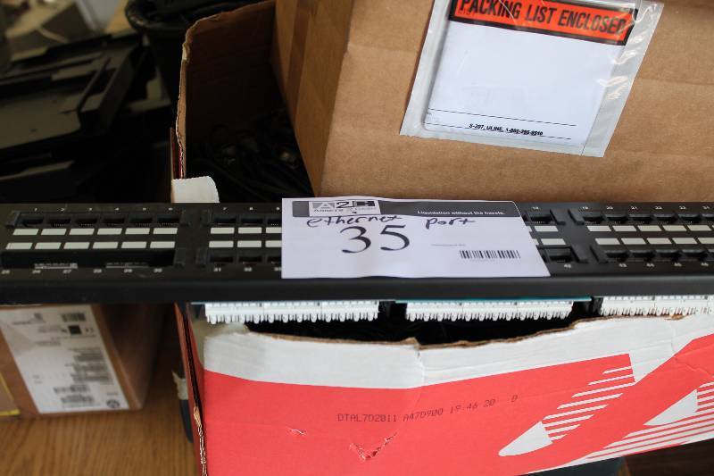 lot 35 image: Leviton Ethernet Port Cat. No. 5G484-B48 San074.