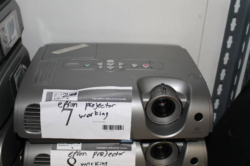 lot 7 image: Epson Powerlite 82c Multimedia LCD Projector 2170 Hours on Bulb Tested & Operational.
