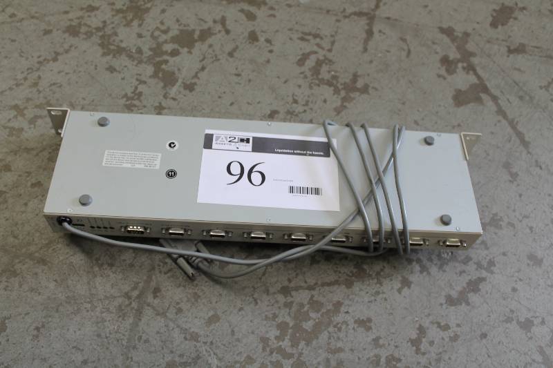 lot 96 image: Share-UPS AP9207 UPS Interface Expander.