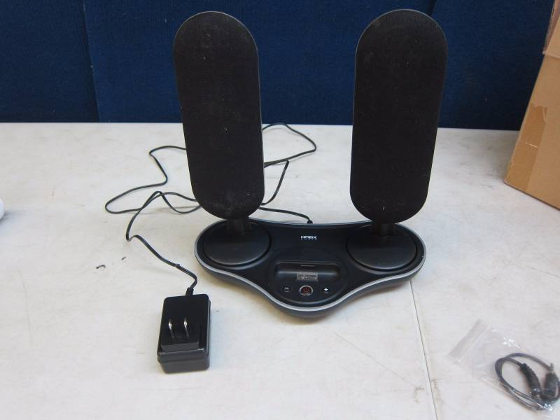 HMDX iPod Dock w Rechargable Speakers