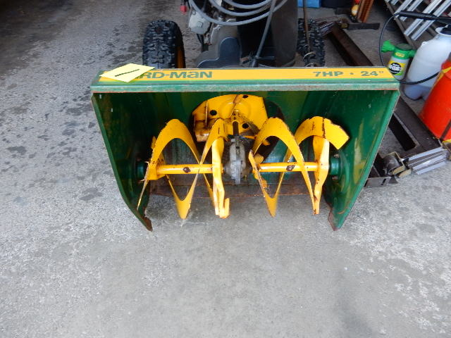lot 1 image: Yardman, 7 H.P. 2 Stage Snow Thrower.  Model 315E633E401