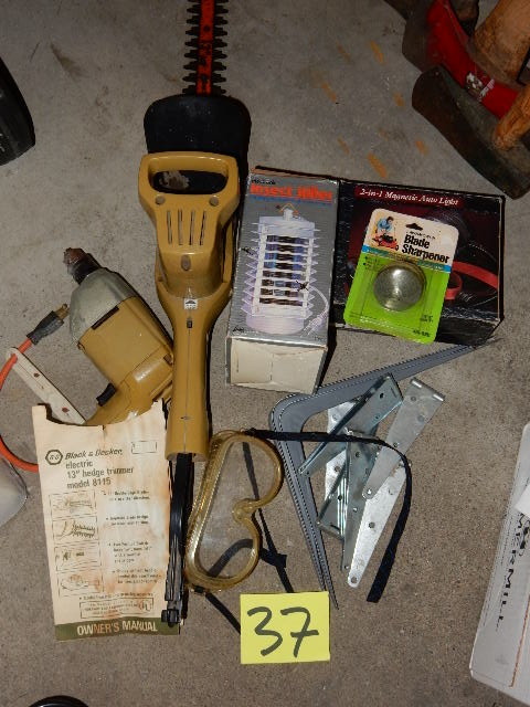 lot 37 image: Misc. Tools and accessories as pictured