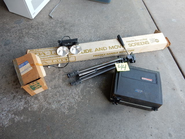 lot 44 image: Misc. Camera equipment..