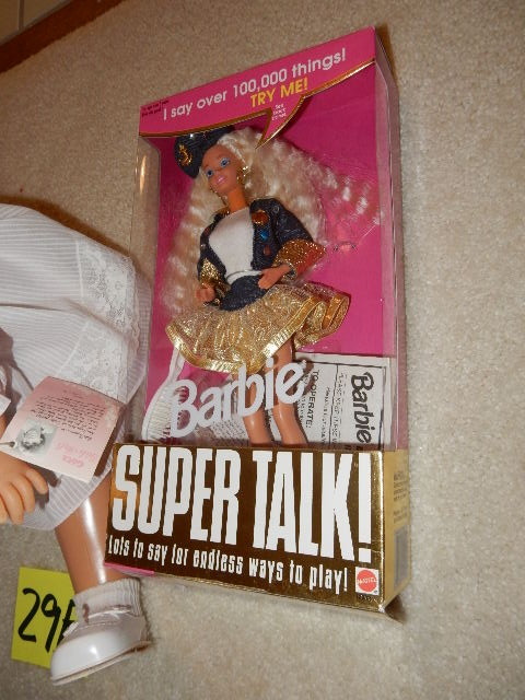 lot 29E image: 2 Talking dolls.. 1 Barbie, 1 Chatty Patty