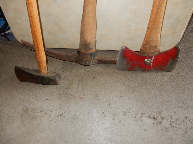 lot 96 image: Pick Ax, Splitting Mall, Chopping Ax (double bed).