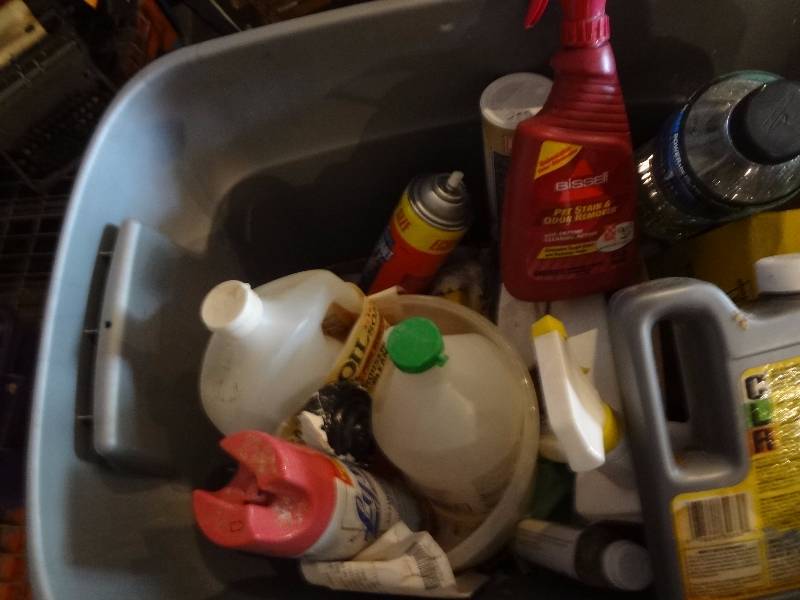 lot 22 image: Large lot of Garden Stuff