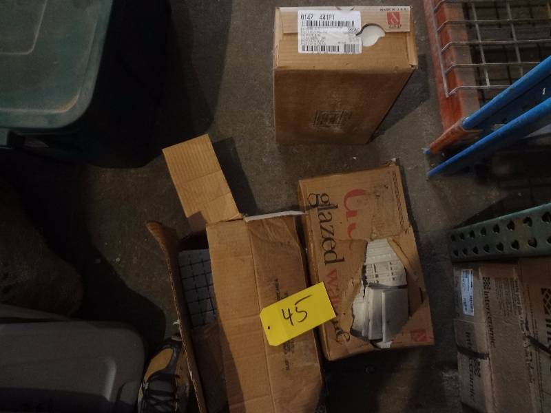lot 45 image: Tile, approx 2 Boxes
