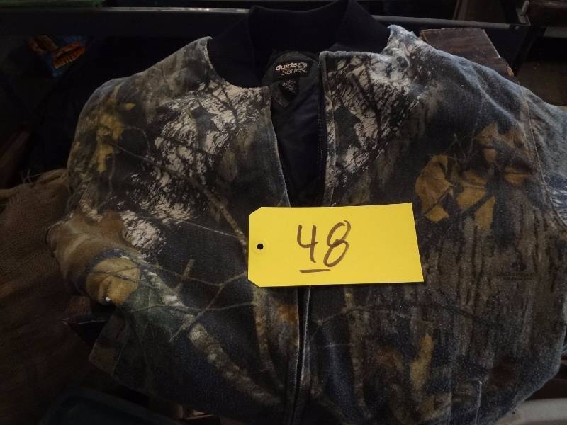 lot 48 image: Clothes, Mens, Navy Uniform