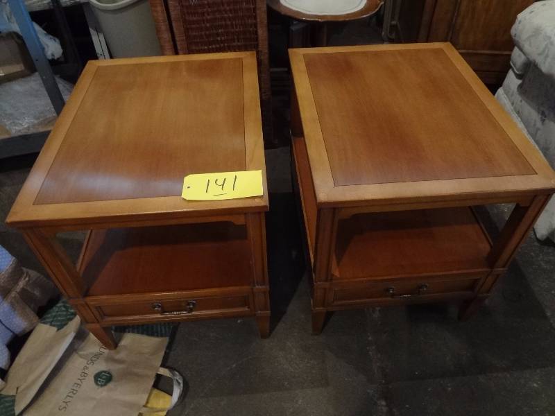 lot 141 image: 3 Piece Set