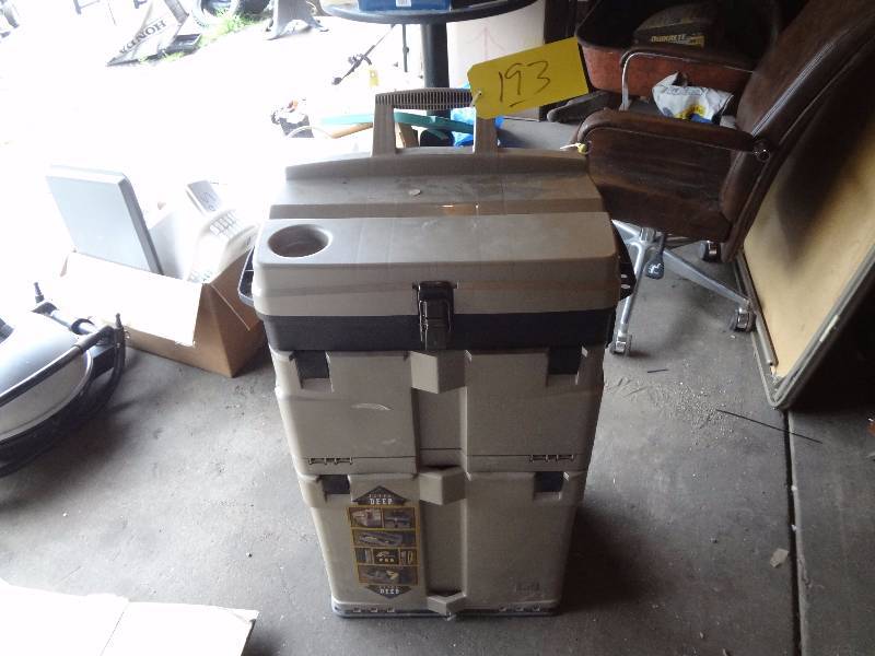 lot 193 image: Tool Box wcontents
