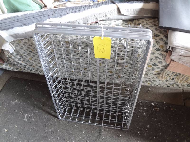 lot 248 image: Lot of Large ,Shallow Wire Baskets