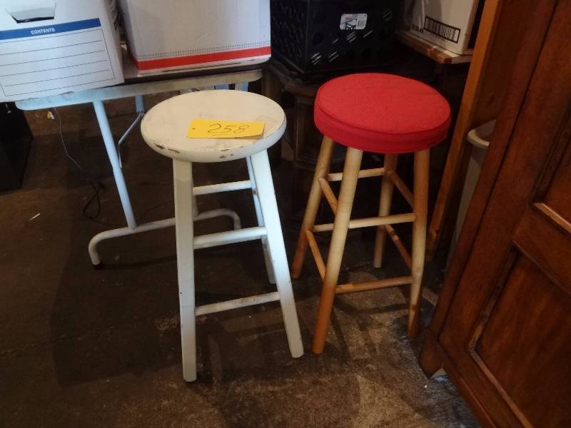 lot 258 image: Two stools