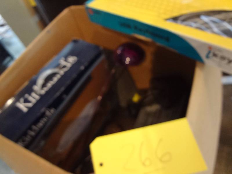 lot 266 image: Stuff Galore, Lights,Mist fountain, Key Boards, Virtual Instruments,Viper, Case