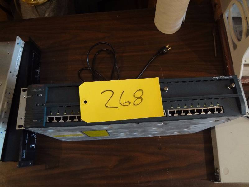 lot 268 image: Cisco Systems Catalyst 2900 XL