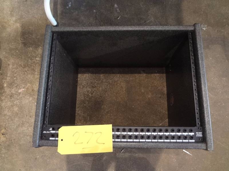 lot 272 image: Electronics Rack
