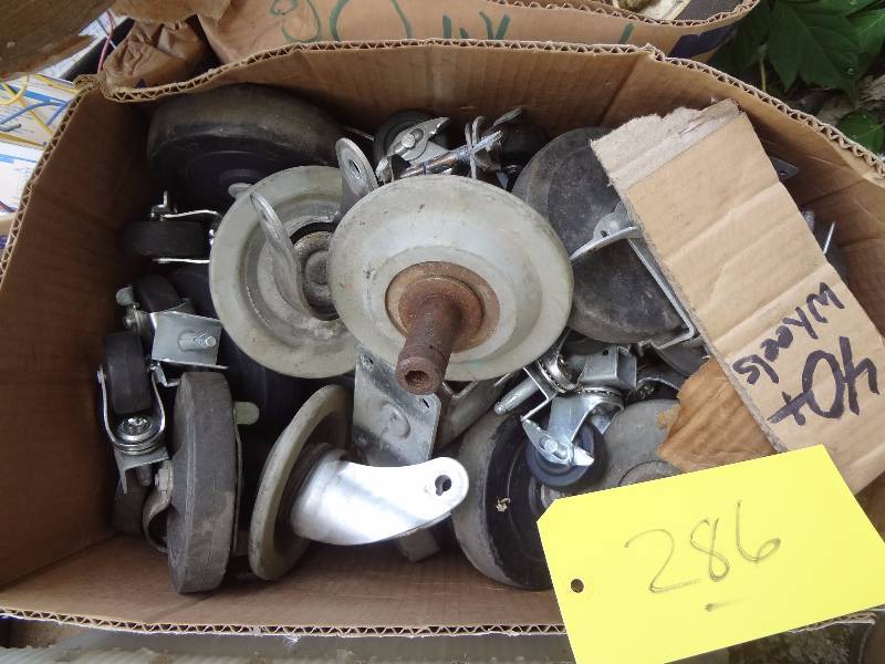 lot 286 image: 40plus Wheelscasters