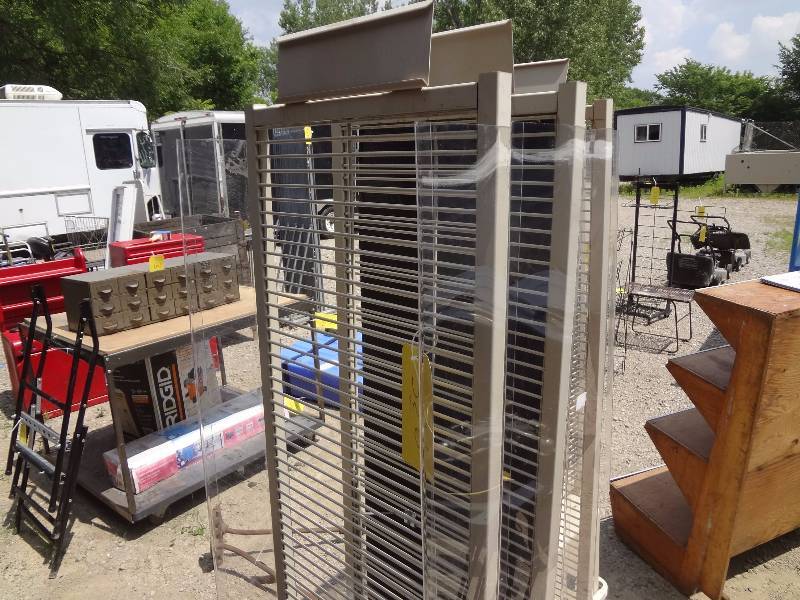 lot 326 image: (2) Display Racks