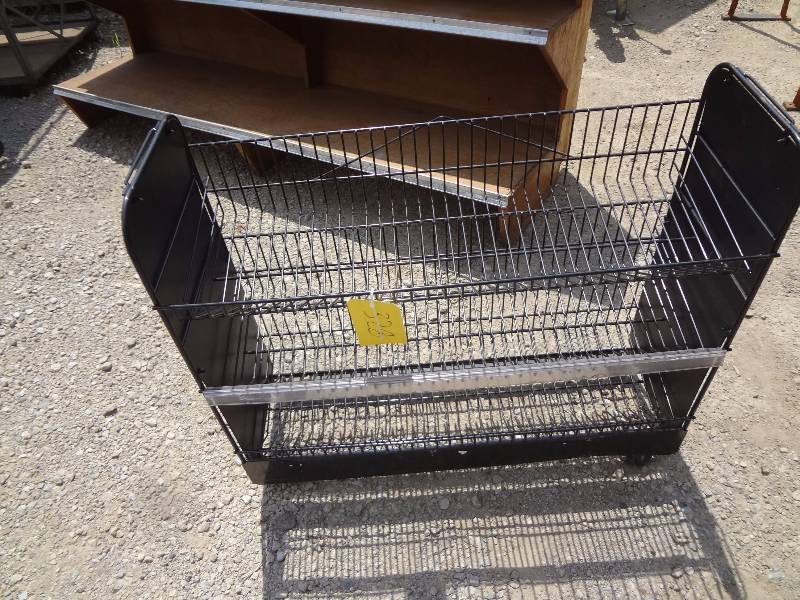 lot 328 image: Metal Wheeled Rack