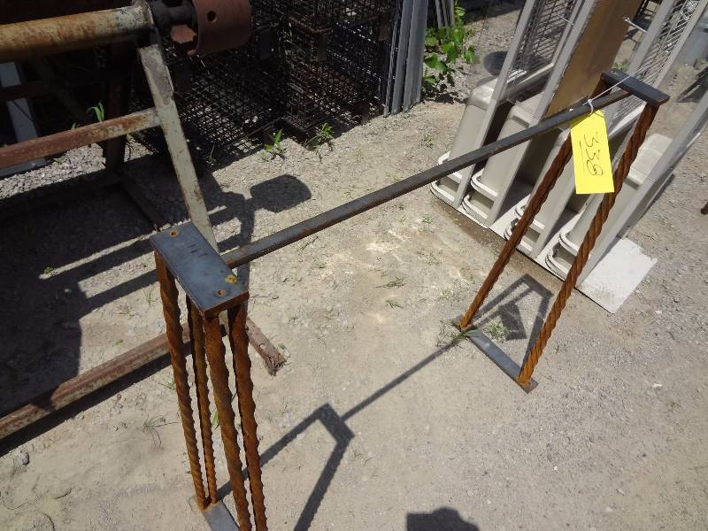 lot 338 image: Yard Art
