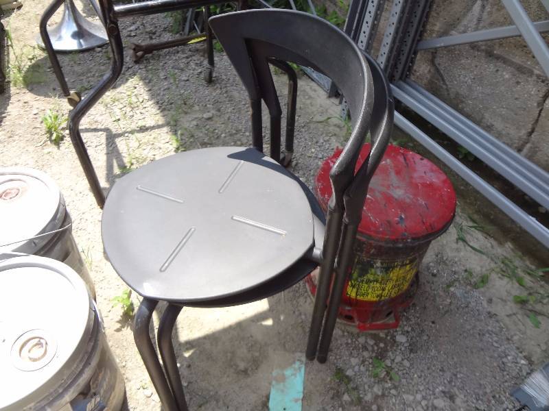 lot 362 image: Fountain Pump, Metal Chairs, Rag Bucket