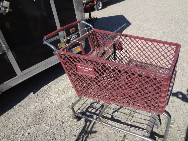 lot 610 image: Shopping Cart