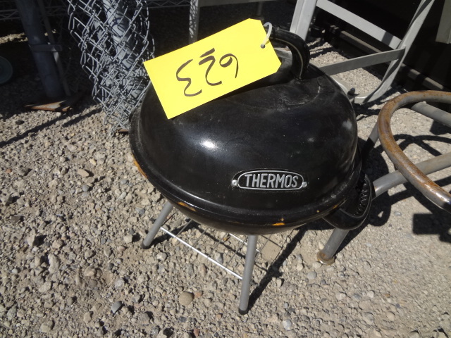 lot 623 image: Thermos BBQ