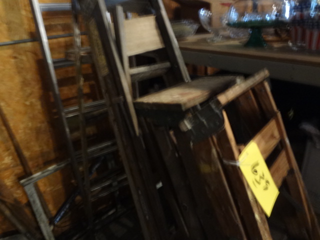 lot 639 image: Five Wooden Step Ladders