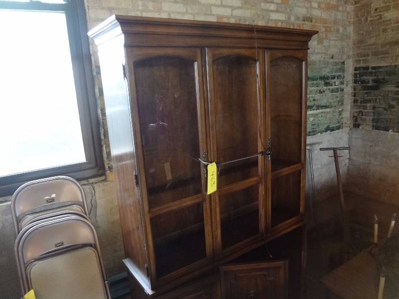 lot 463 image: Thomasville Hutch