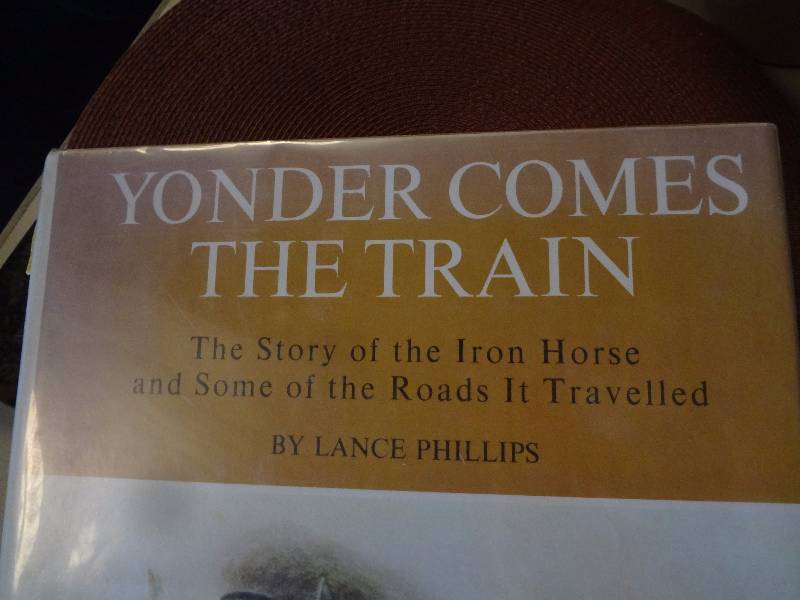 lot 514 image: Train Book, Train Pictures