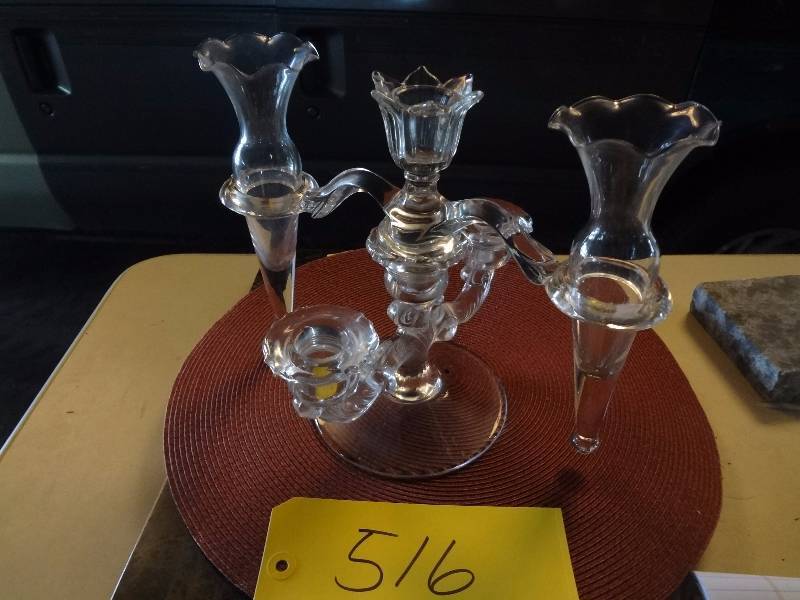 lot 516 image: Unusual Glass Flower holdercandle holder